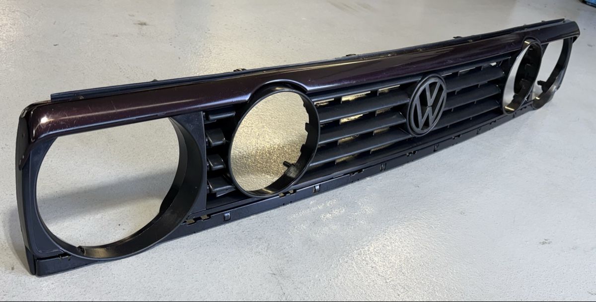 VW Alle Autoersatzteile: VW Golf 2 GTI G60,16v Kühlergrill – Gebraucht aus Niederhasli von Ajlina1212 6