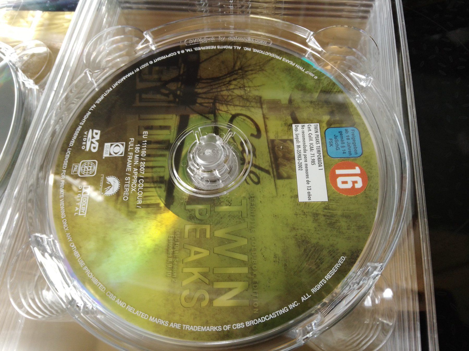 Tous les DVDs: Twin peaks Gold box Edition – D'occasion à Adligenswil par madhater 3