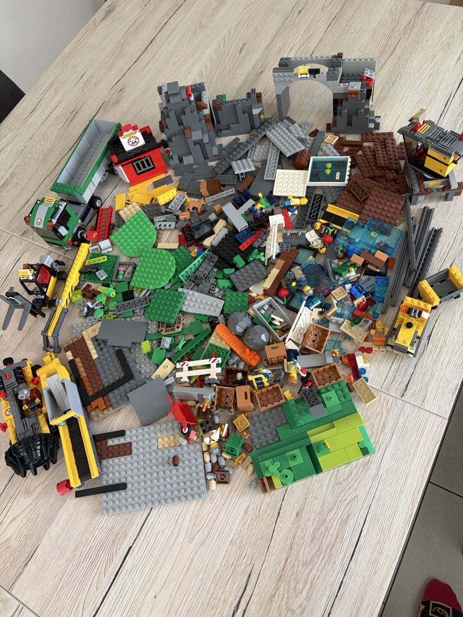 Lego Giocattoli: Lego City gemischt  – Usato da Stetten AG venduto da BenMoc