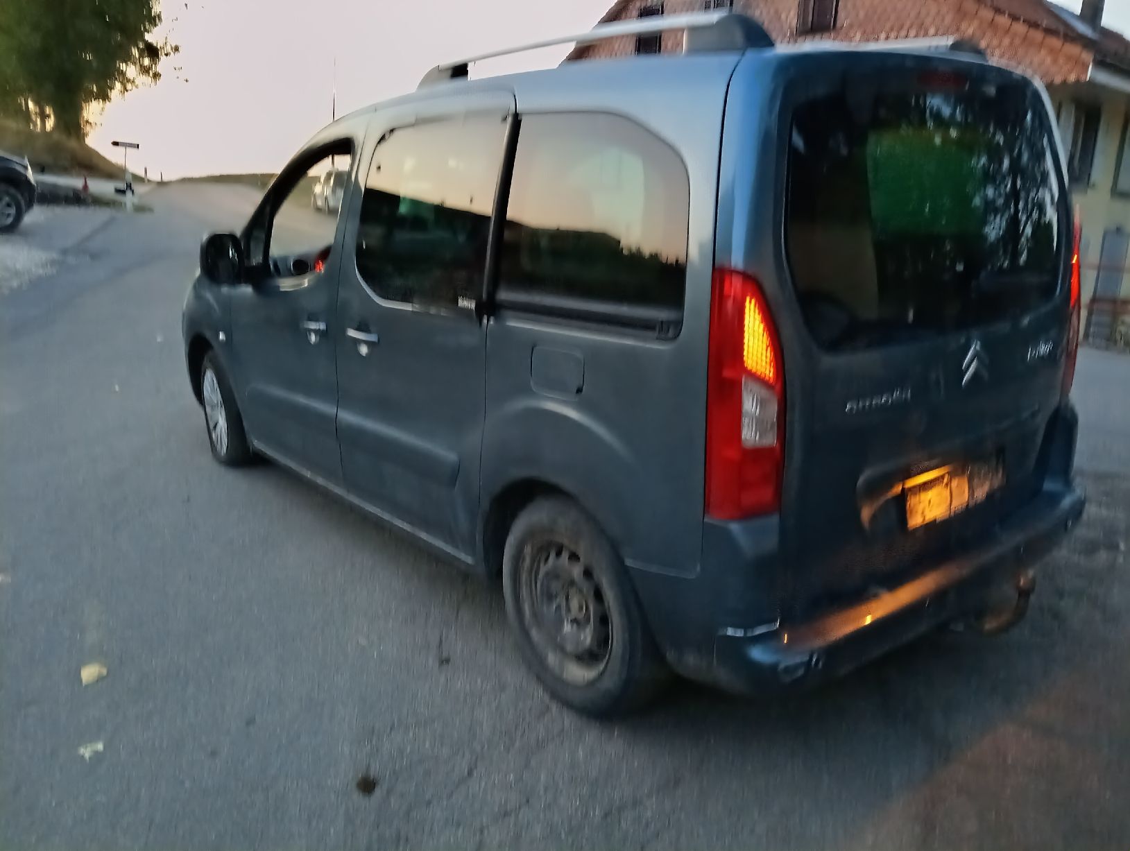 Citroën Autos: citroen berlingo1.6 HDi110  – D'occasion à Bern par exp_hm5r 2