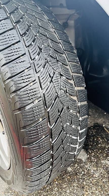 Pneumatici & Ruote complete: 4 Orginale VW ID3 Winterräder – Usato da Schliern b. Köniz venduto da Qdriver01 1