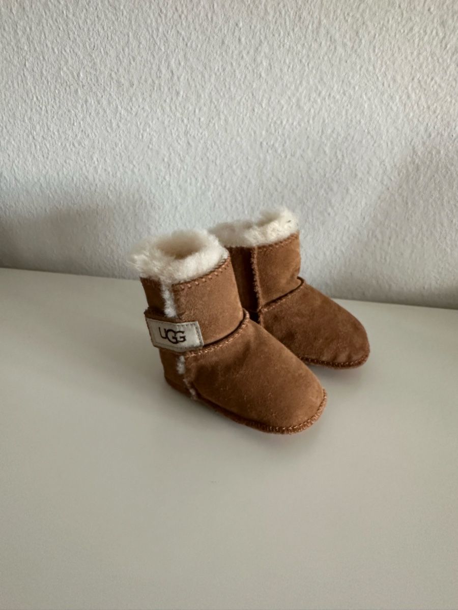 Ugg Scarpe per ragazzi: UGG Baby Boots – Nuovo (secondo la descrizione) da Dübendorf venduto da wil_5n9s 1