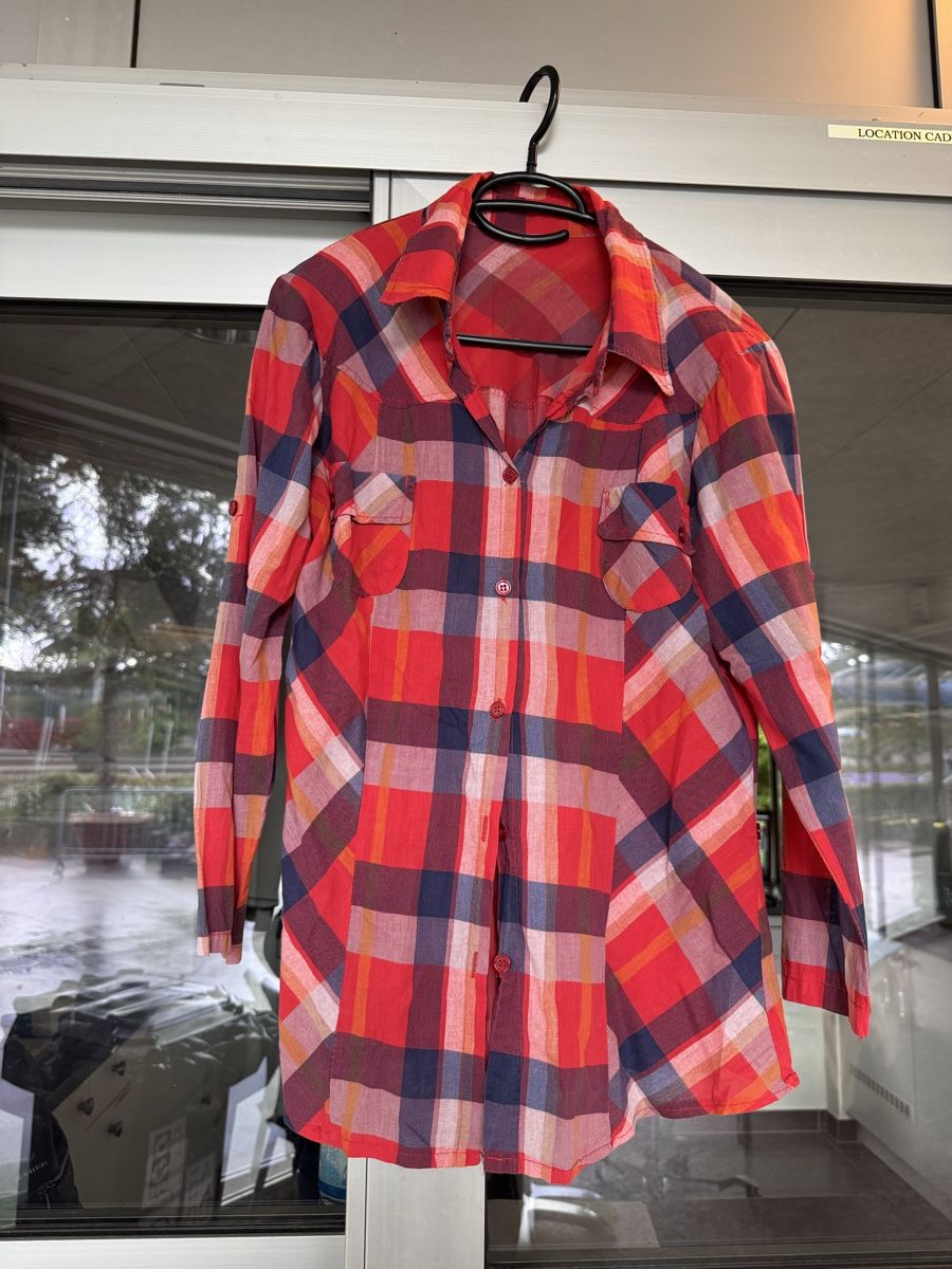 Camicette: Chemise – Usato da Grand-Lancy venduto da Didine015