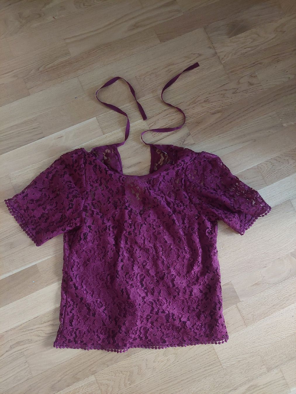 H&M Top: Sommertop in Bordeaux – Usato da Wallisellen venduto da eli_w9y6
