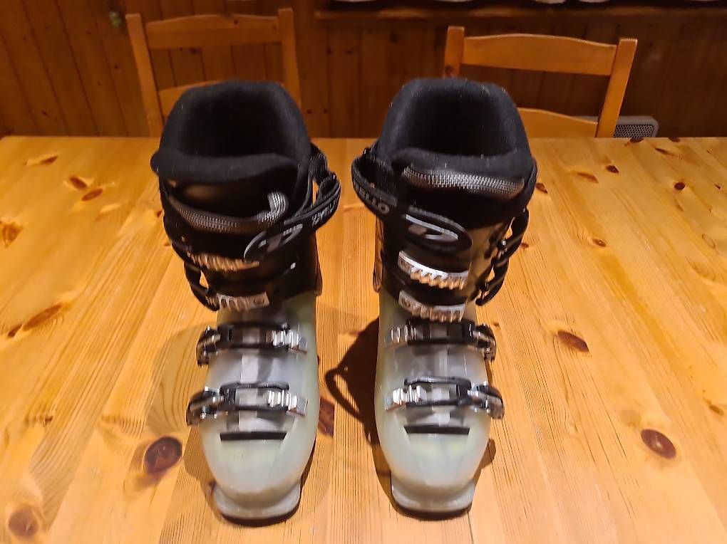 Chaussures femmes: Chaussures de ski pointure 36 – D'occasion à Châtel-St-Denis par max_fri