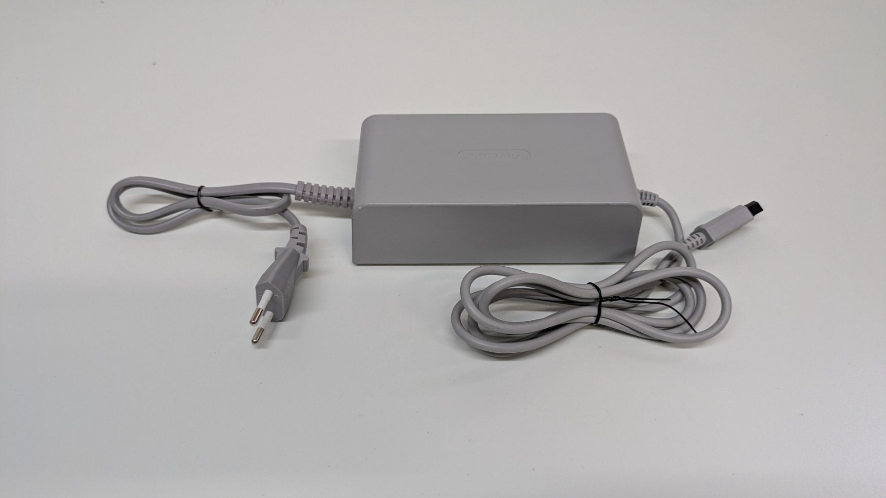 Nintendo Adapter & Kabel: Original Nintendo Wii U Netzteil / Power Supply – Gebraucht aus Menziken von mame18