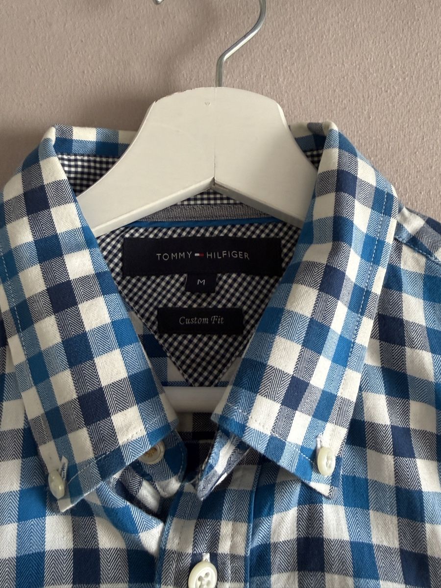 Tommy Hilfiger Chemises: Hemd Tommy Hilfiger – Neuf (Voir description) à St. Gallen par Supernova81 1