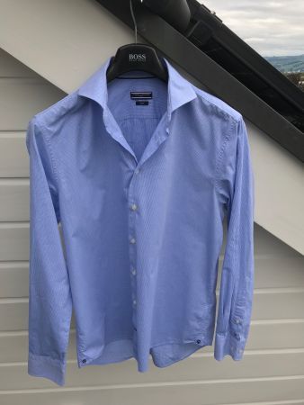 Neuwertiges Tommy Hilfiger Hemd 42