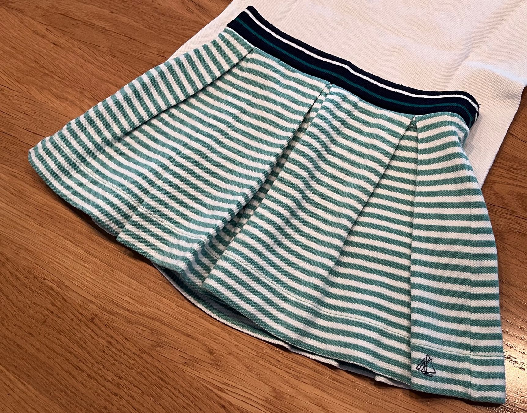 Petit Bateau Kleider & Röcke: Petit Bateau Rock/ mit Kurzhose 4J – Gebraucht aus Zürich von asocaciu 2
