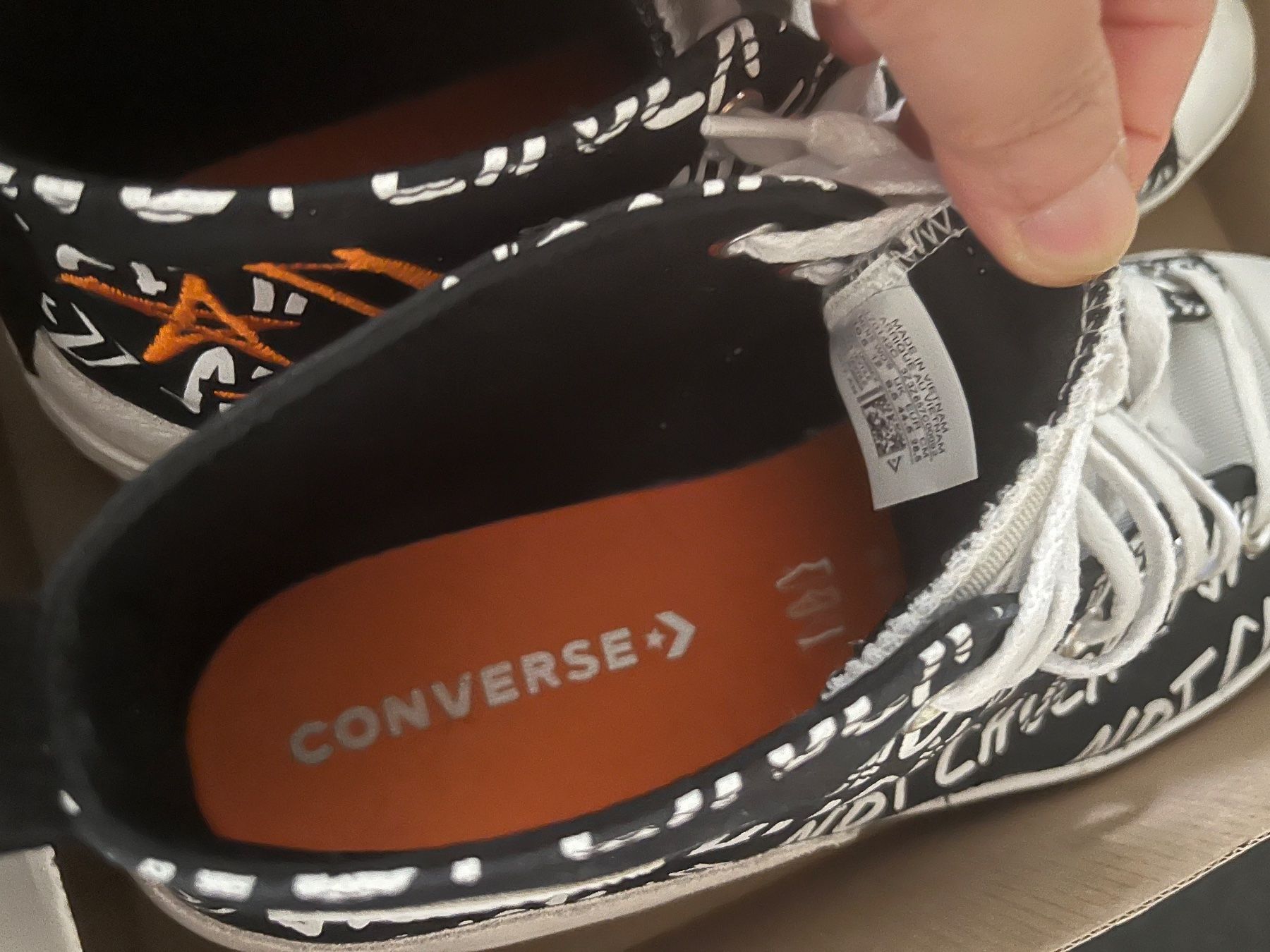 Converse Scarpe da uomo: Converse mix – Usato da La Chaux-de-Fonds venduto da lev_zsx6 1