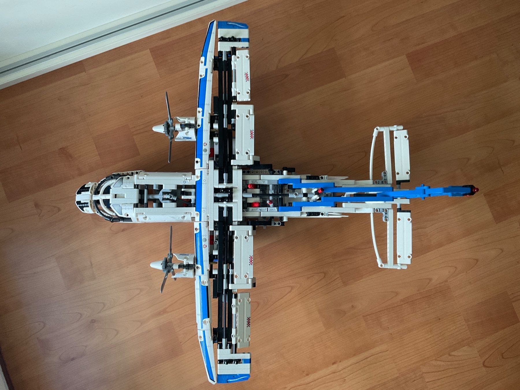 Lego Giocattoli: Lego Technic Flugzeug 42025 – Usato da Buchs ZH venduto da iva_xjf9 2