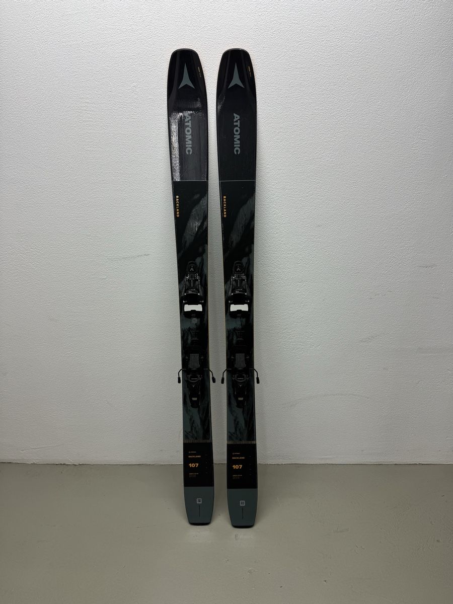 Atomic Skis: Tourenski Atomic Backland 107 – D'occasion à Mastrils par Alabama3