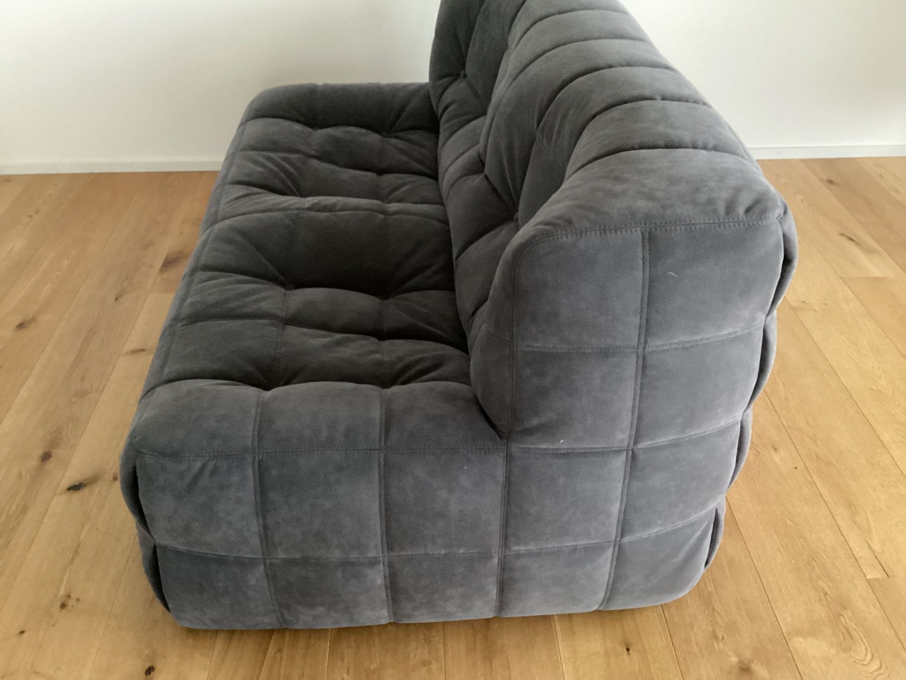 Sofas: Ligne Roset Kashima 2er Sofa mit Hocker  neuwertig – D'occasion à Gunten par asa017 2