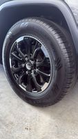 JEEP GrandCherokee SOMMER Kompletträder black/glossNEUWERTIG