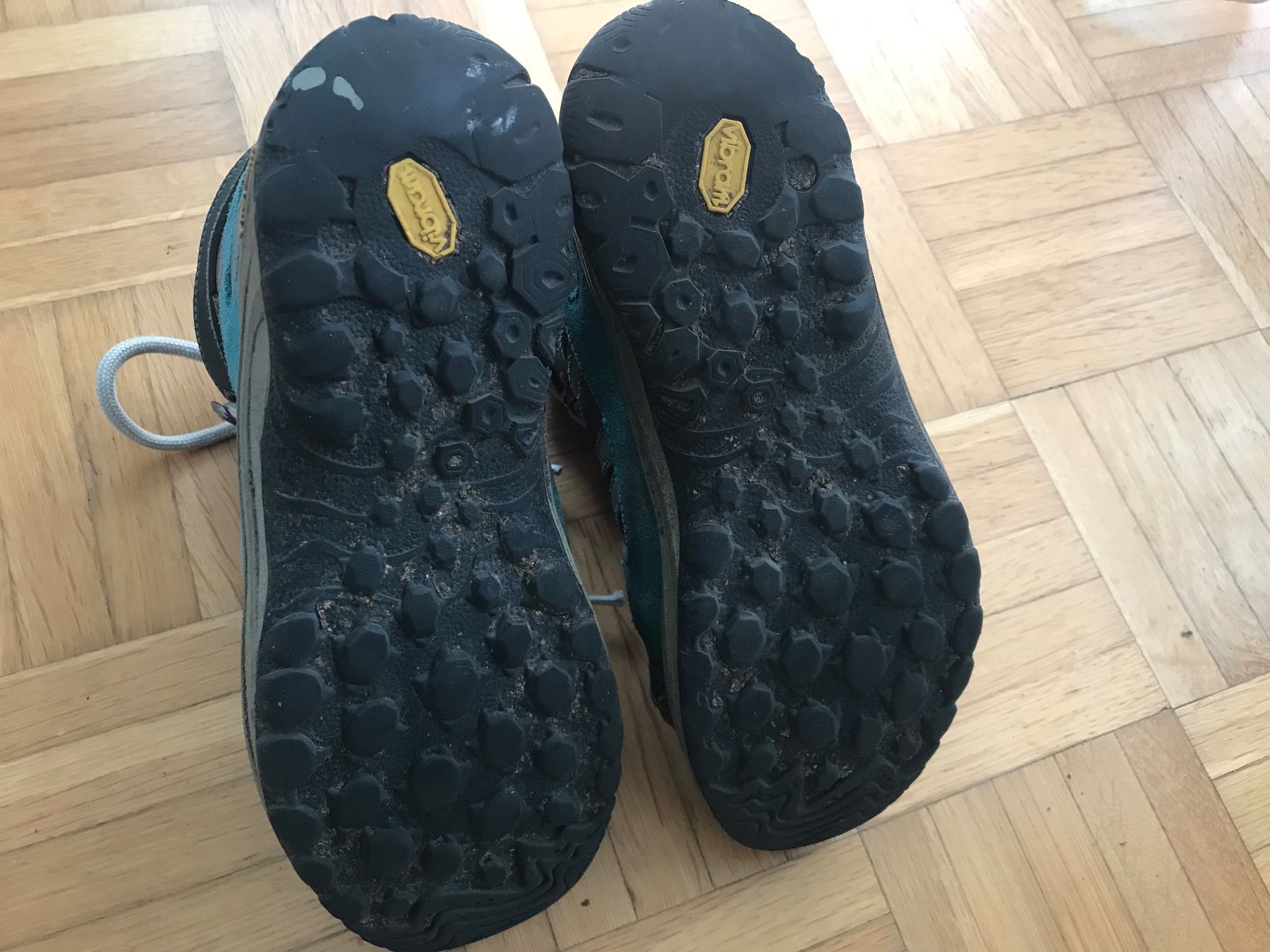 Everest Schuhe für Mädchen: Wanderschuh Trekkingschuh von Everest Grösse 33 – Gebraucht aus Emmenbrücke von Hathor123 5