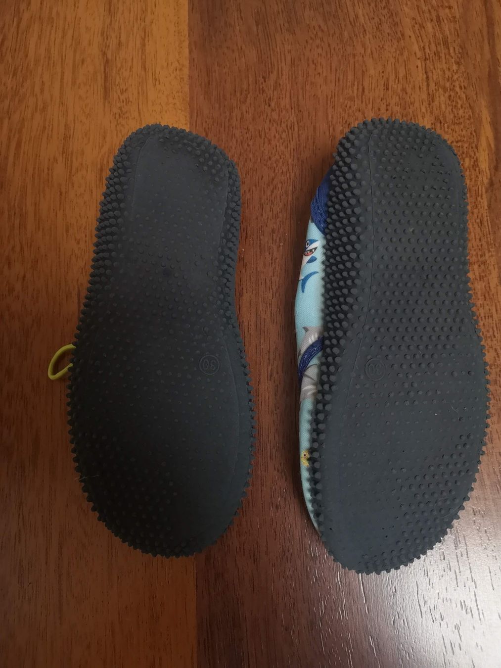 Schuhe für Jungen: Badeschuhe Gr. 30 – Gebraucht aus Steinmaur von Cberni 1