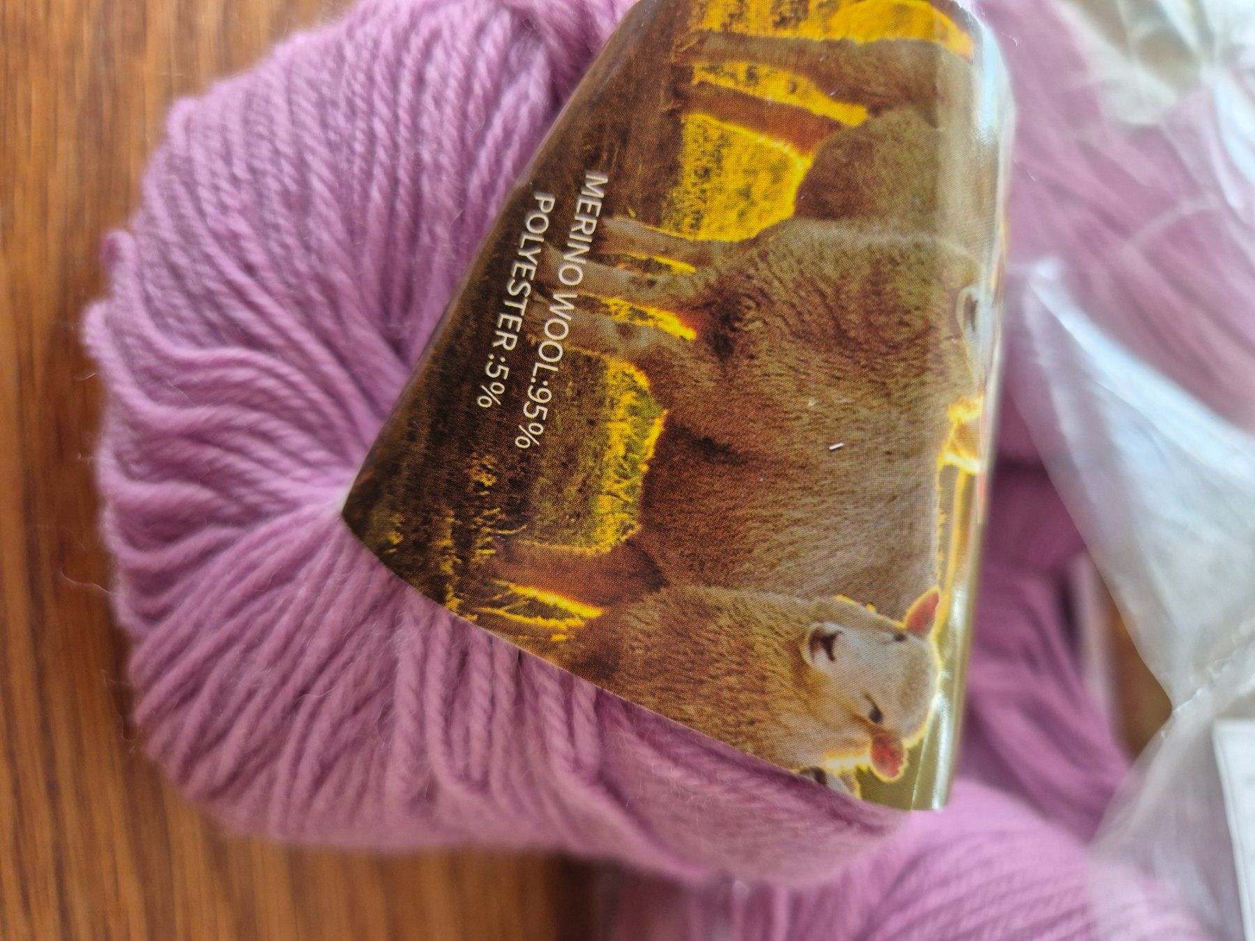 Laine: Merino Wool 10 Knäuel – Neuf (Voir description) à Läufelfingen par Netti04 1