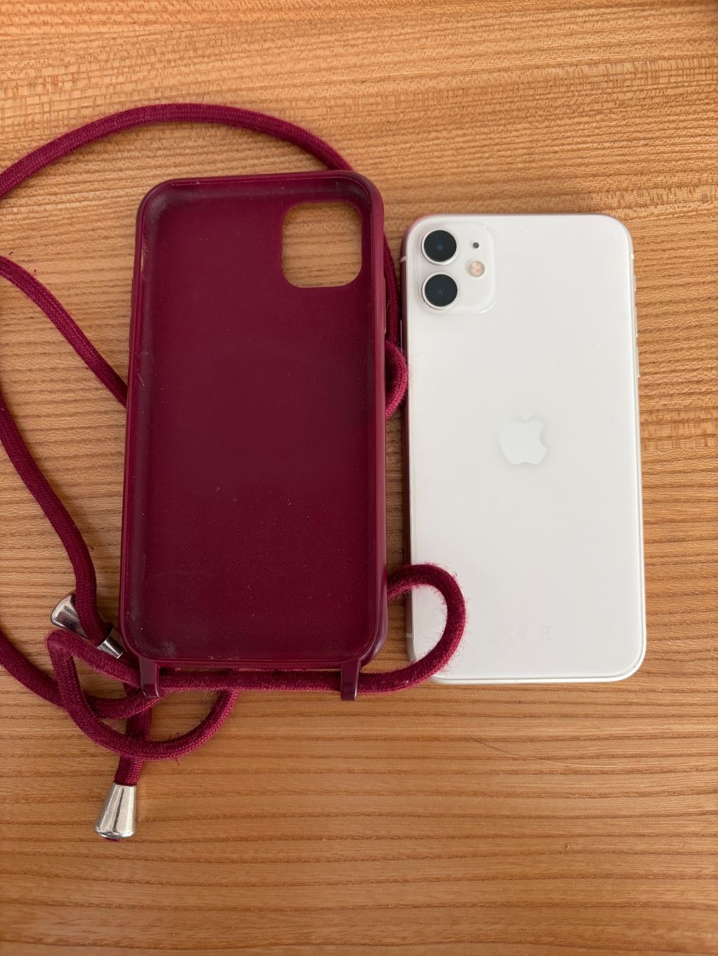 Apple Handys / Smartphones: Iphone 11 128GB weiss – Gebraucht aus Adliswil von Pulauubin1 4