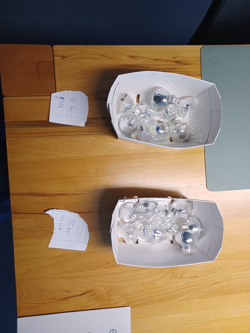 Lampade: Halogen Birnen Set, 35 und 50 Watt – Usato da Menzingen venduto da reto2008