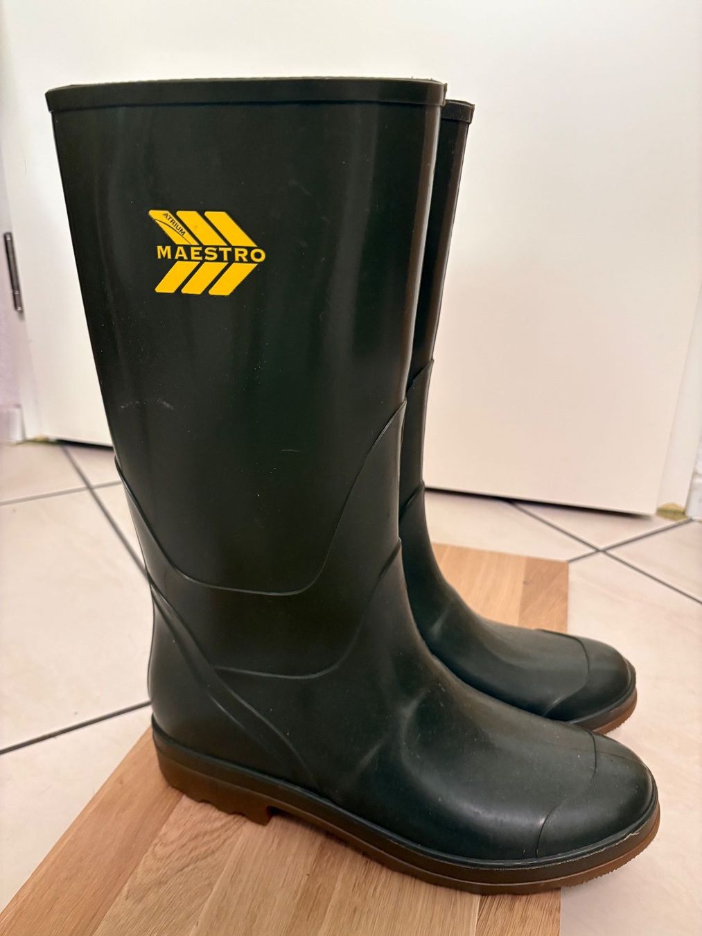 Herrenschuhe: Gummi Stiefel Maestro GR.46 – Gebraucht aus Arlesheim von Spielmax 2