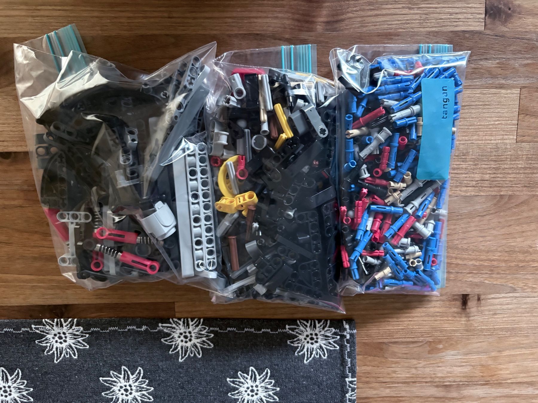 Technics Baukästen: Lego Technic 42124 – Gebraucht aus Wattwil von Bienen57 4