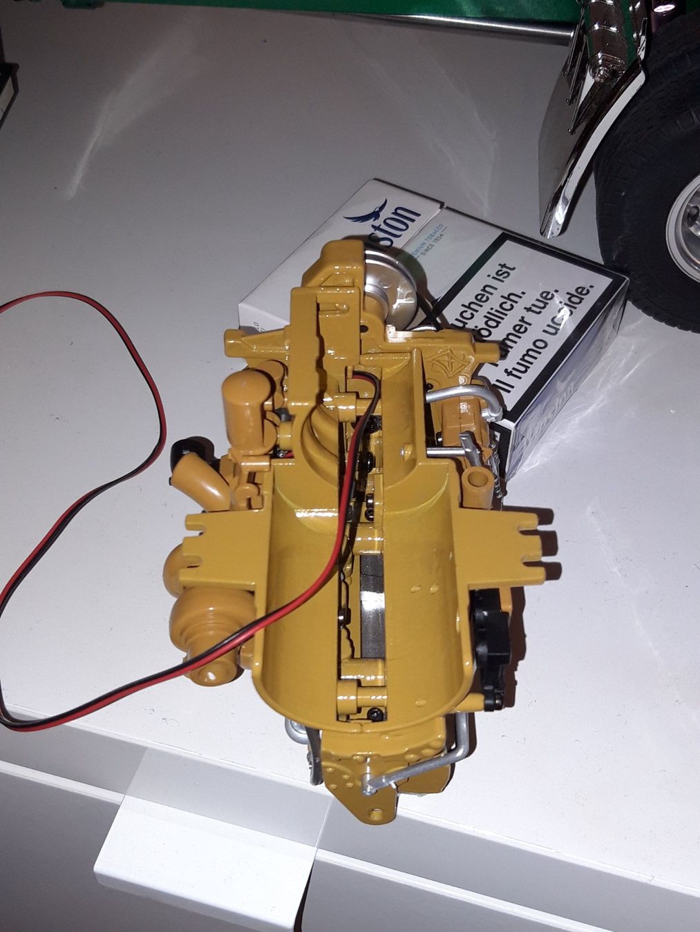 Tamiya RC Modellbau: 1/12 Caterpillar Motor – Gebraucht aus Uttigen von camaro300 4