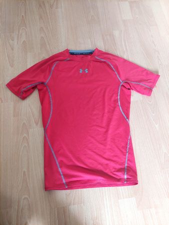 Under armour t-shirt