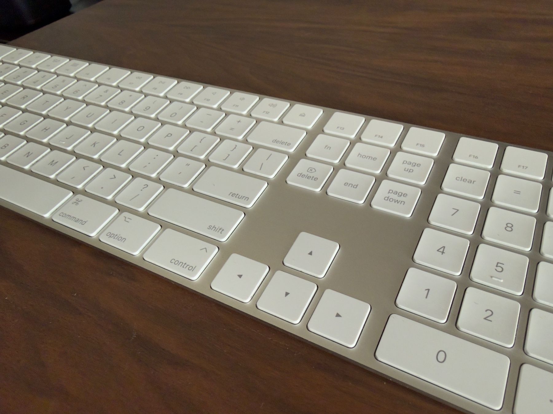 Apple Tastaturen: Apple Magic Keyboard US QWERTY – Gebraucht aus Horw von vla_q7pw 1