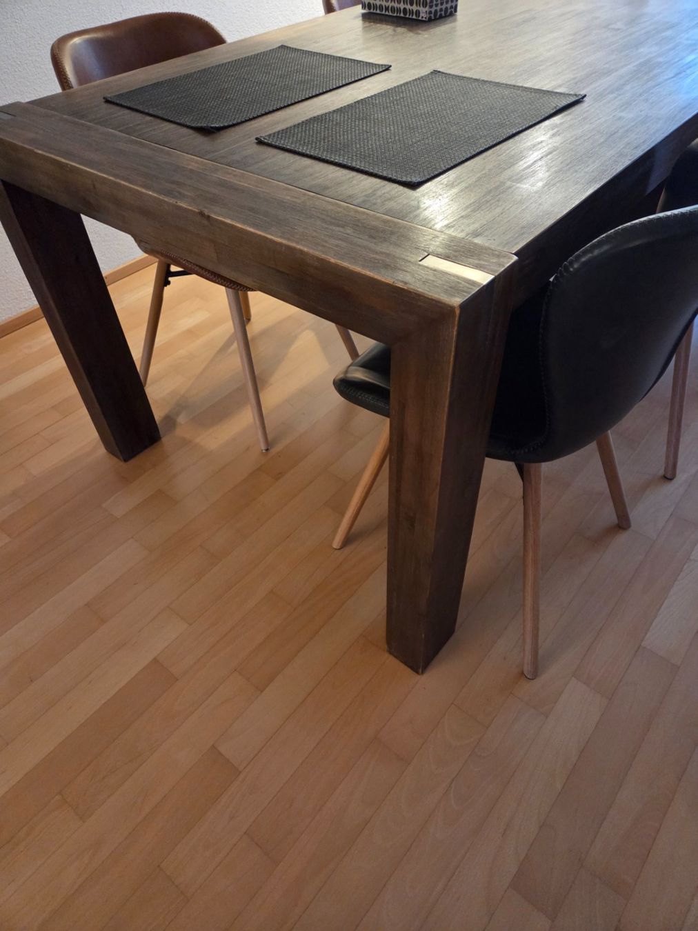 Tavoli: Esstisch und dazu passenden Sideboard – Usato da Dietikon venduto da Nikola 2