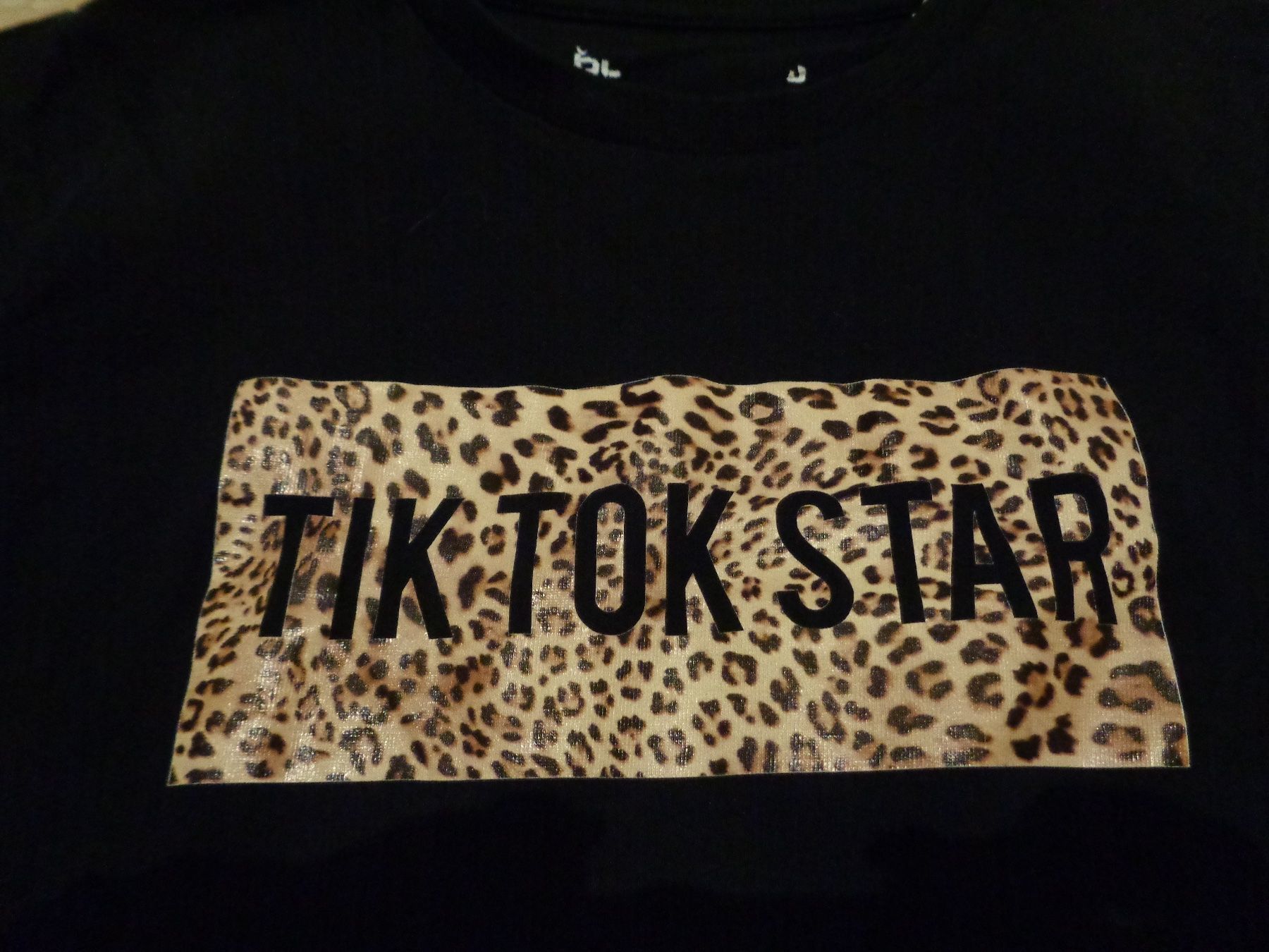 Camicette, T-shirt & Top: Tik Tok cooles Shirt, 9-11j – Usato da Klingnau venduto da Markus14 1