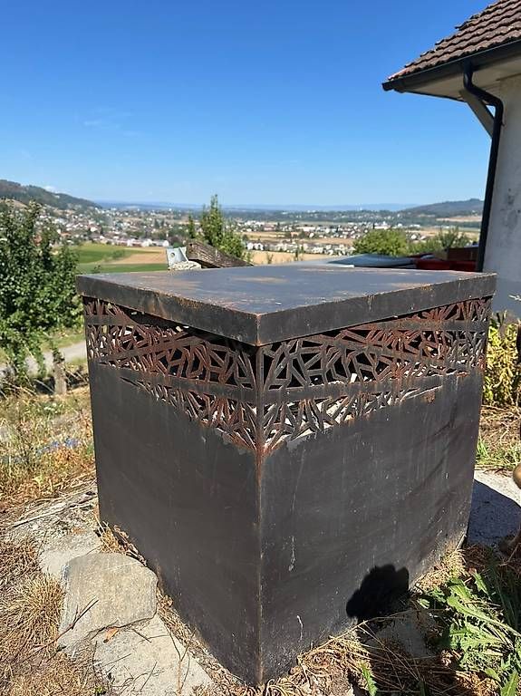 Griglie: Holzgrill – Usato da Büren an der Aare venduto da luca039