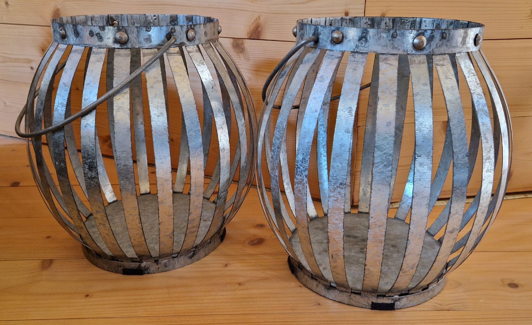 Lanterne: 2 Metall Laternen Windlichter – Usato da Gasel venduto da sale65