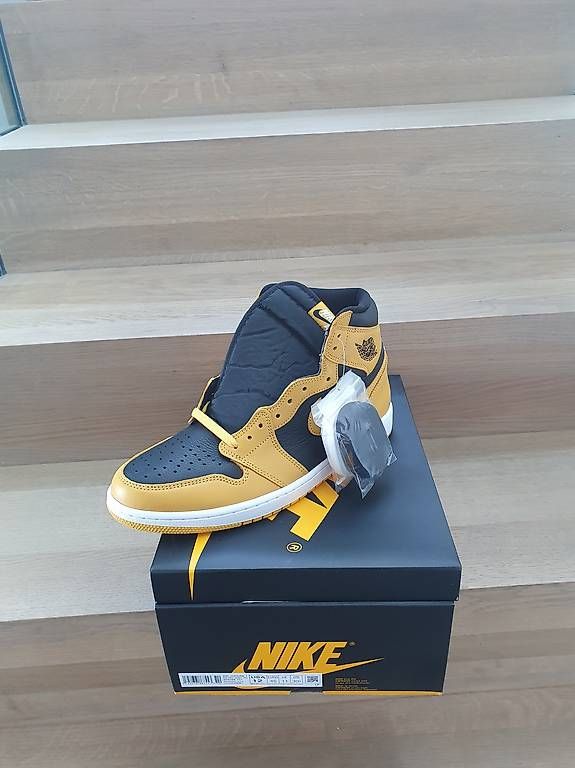 Jordan Herrenschuhe: Air Jordan 1 High OG Pollen Grösse 46 – Gebraucht aus Bern von cheese78