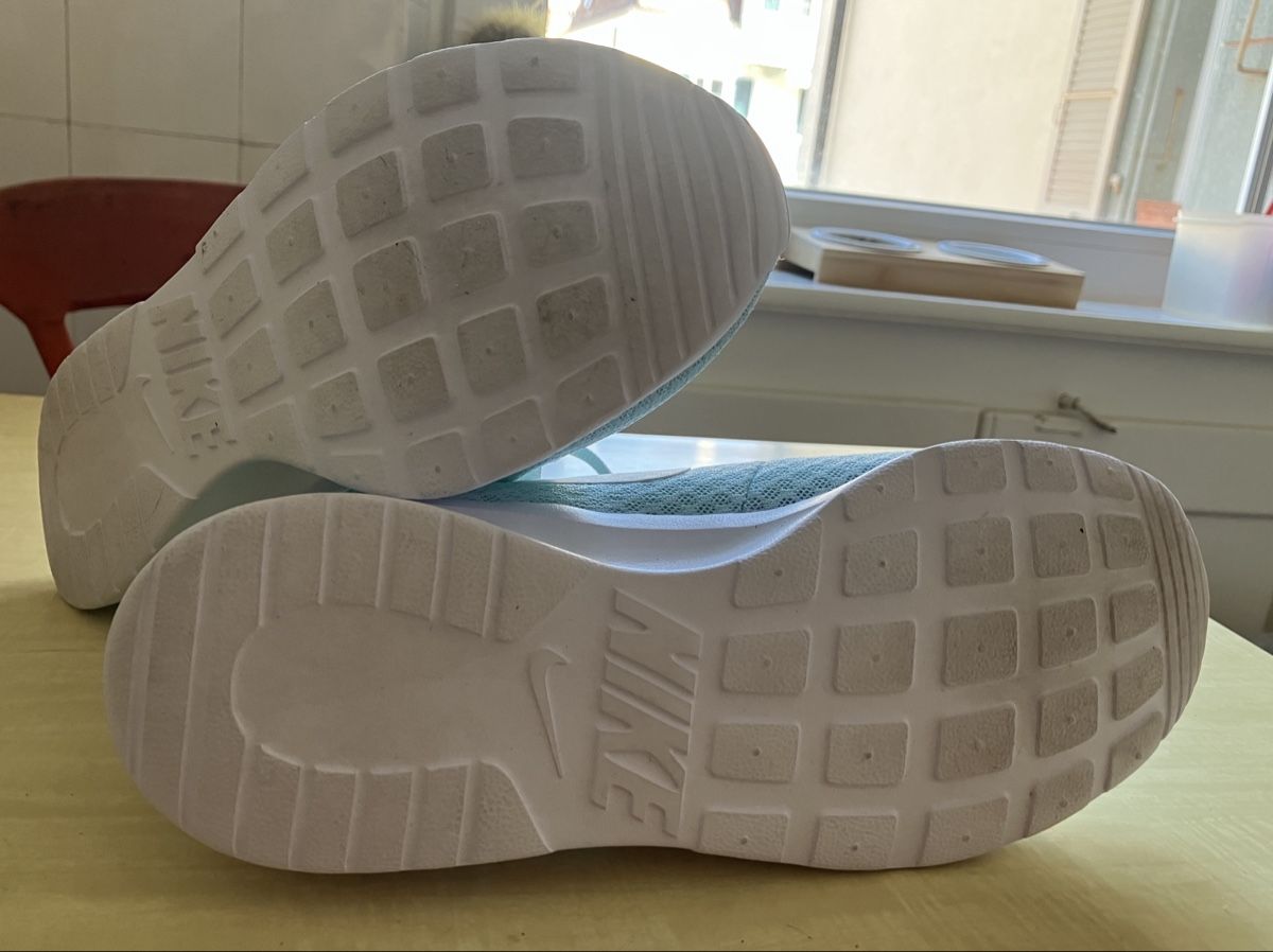 Nike Scarpe da donna: Nike bleu clair – Usato da lausanne venduto da ZeldaZonk58 6