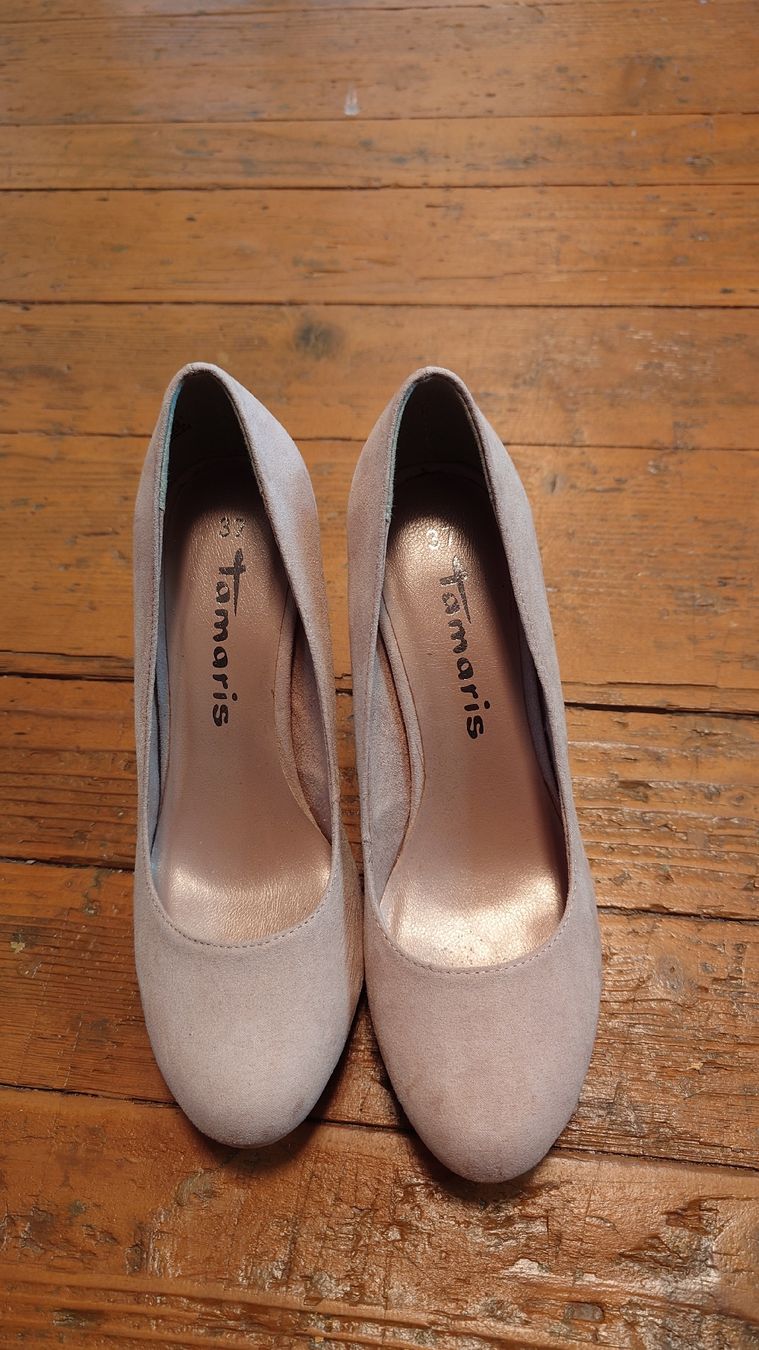 Scarpe da donna: Elegante Tamaris Pumps Gr. 37 – Usato da Wil SG venduto da portu1