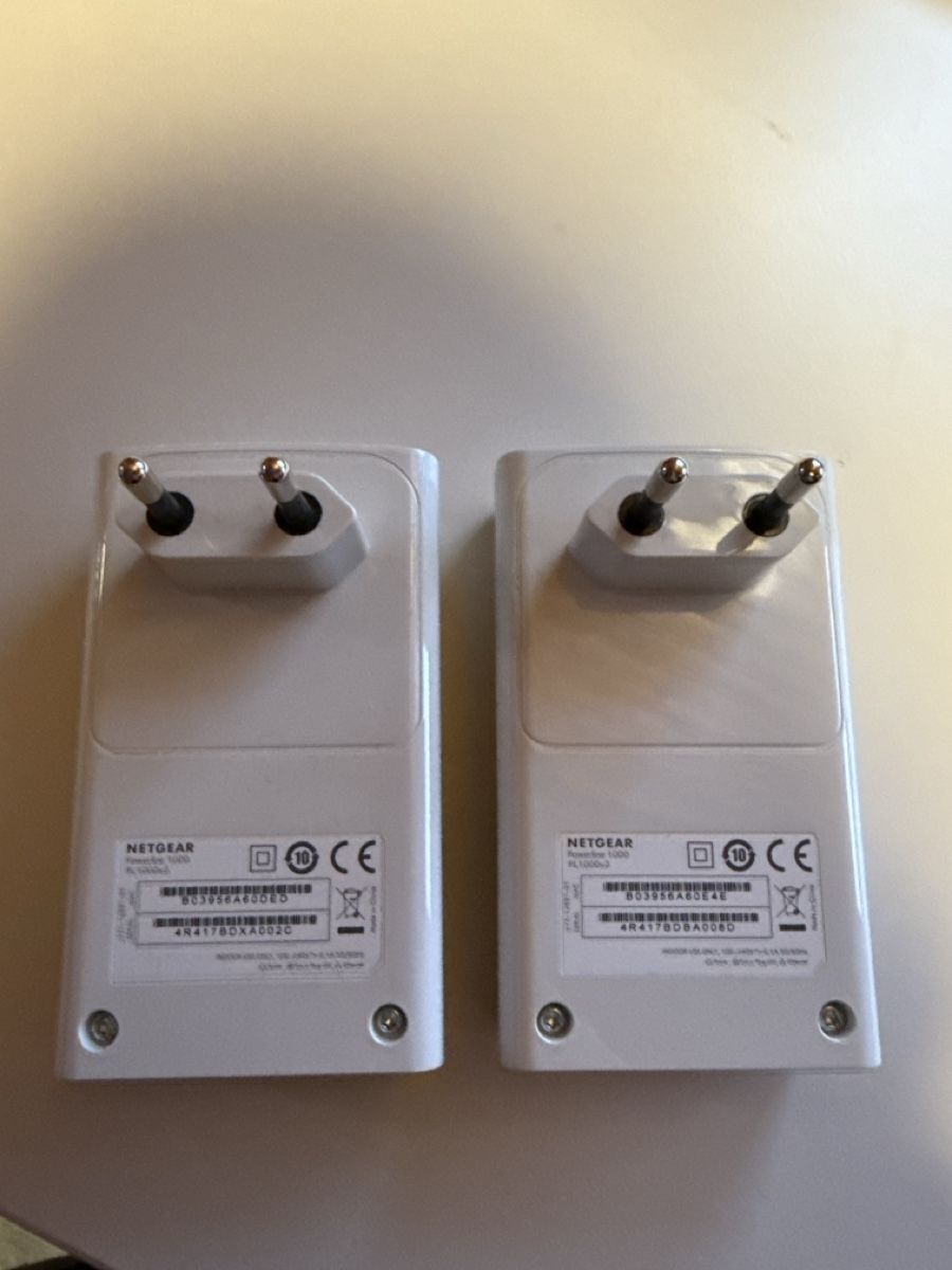 Laufwerke & Adapter: Netgear Powerline Adapter – Gebraucht aus Nottwil von Mat16 1