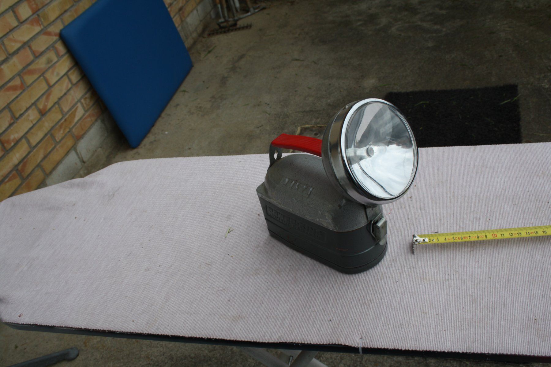 Lampade: VINTAGE LAMPE DELTA SBB? – Usato da Wauwil venduto da Pneuedy 6