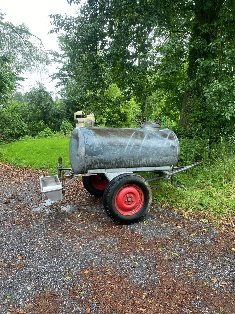 Accessori: Tränkefass 1000l – Usato da Freidorf TG venduto da yannic1991