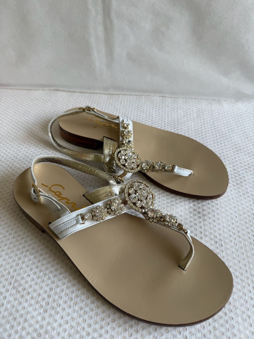 Chaussures femmes: Capri - sandales plates - 36 - Tout cuir – Neuf (Voir description) à Sion par accroshoes