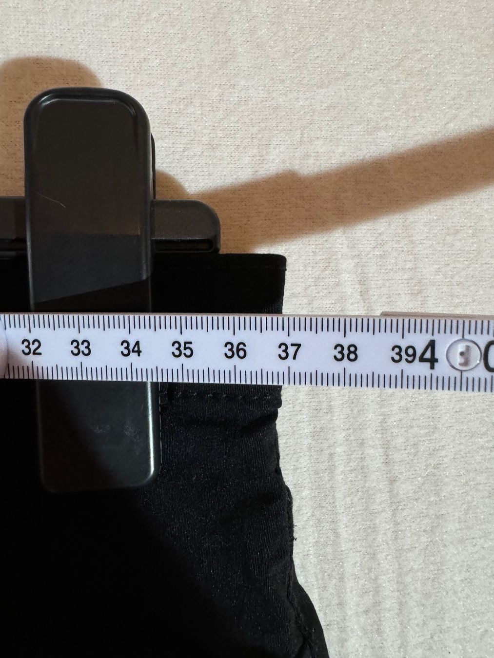 Pantaloni: schwarze 3/4tel Hose Gr. 36 – Usato da Grosswangen venduto da SALE_SALE_SALE 4