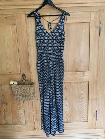 Jumpsuit schwarz-weiss gemustert locker
