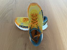 Hoka One One Laufschuhe Grösse 42 Gelb
