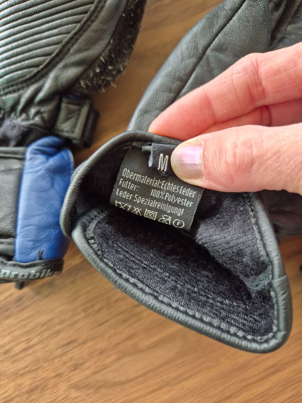 Guanti & manicotti: Motorradhandschuhe – Usato da Therwil venduto da moeggli 4