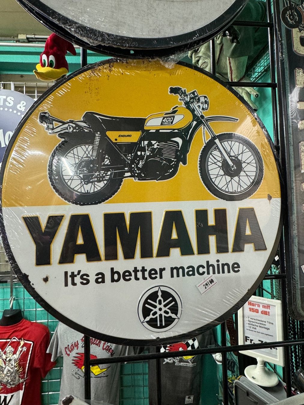 Insegne: Yamaha vintage Style Schild – Nuovo e nell'imballaggio originale da AARBURG venduto da cheapstuff