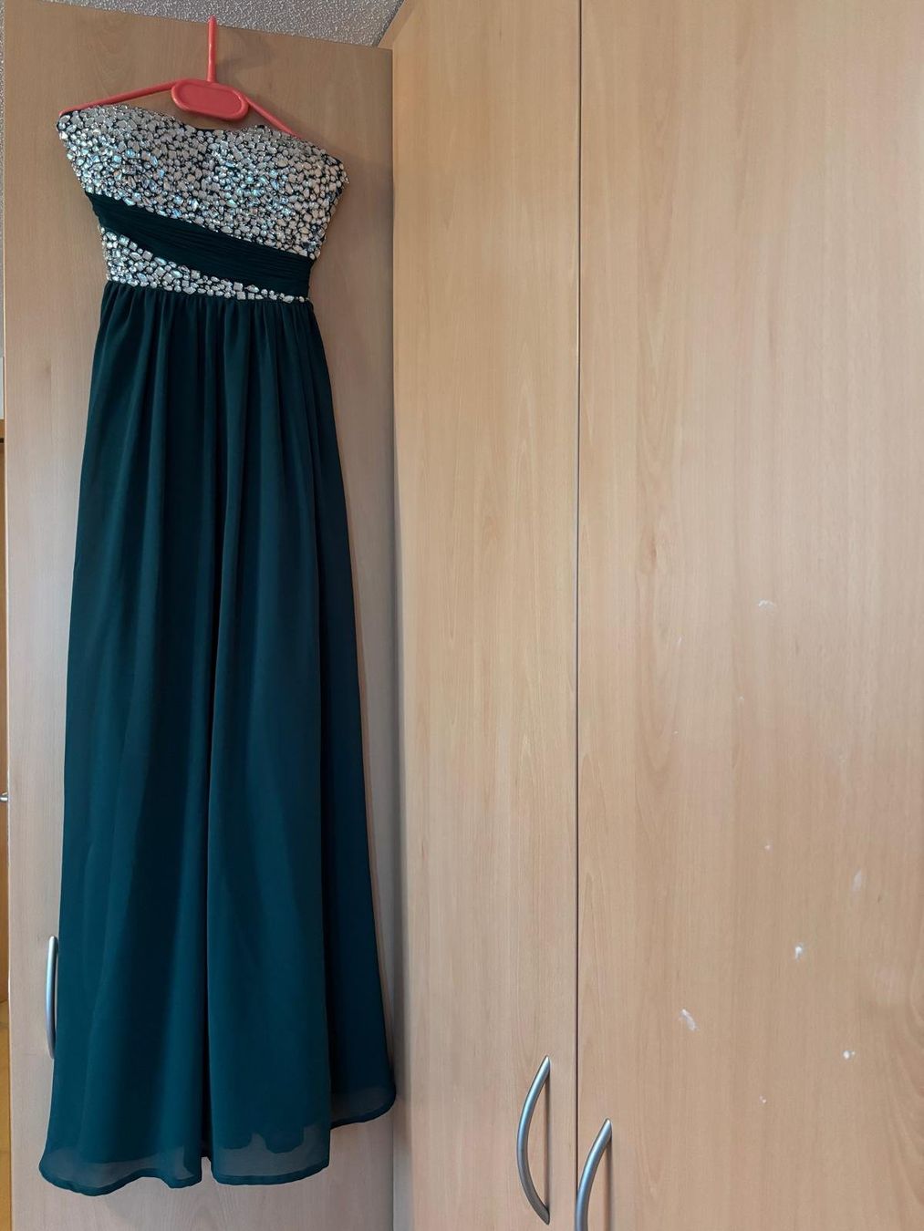Vestiti: Abendkleid / Ballkleid – Usato da St. Ursen venduto da vonmos