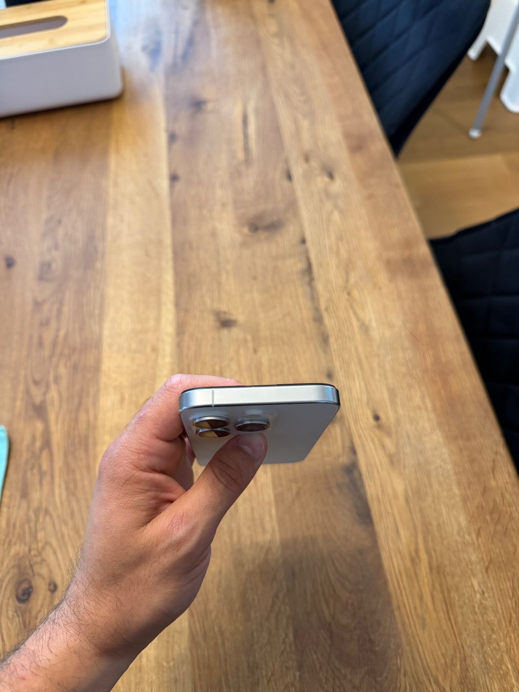 Apple Telefoni cellulari / Smartphones: Iphone 15 pro 256GB Titan Weiss – Usato da Flaach venduto da Gjergj_Kastrioti 4