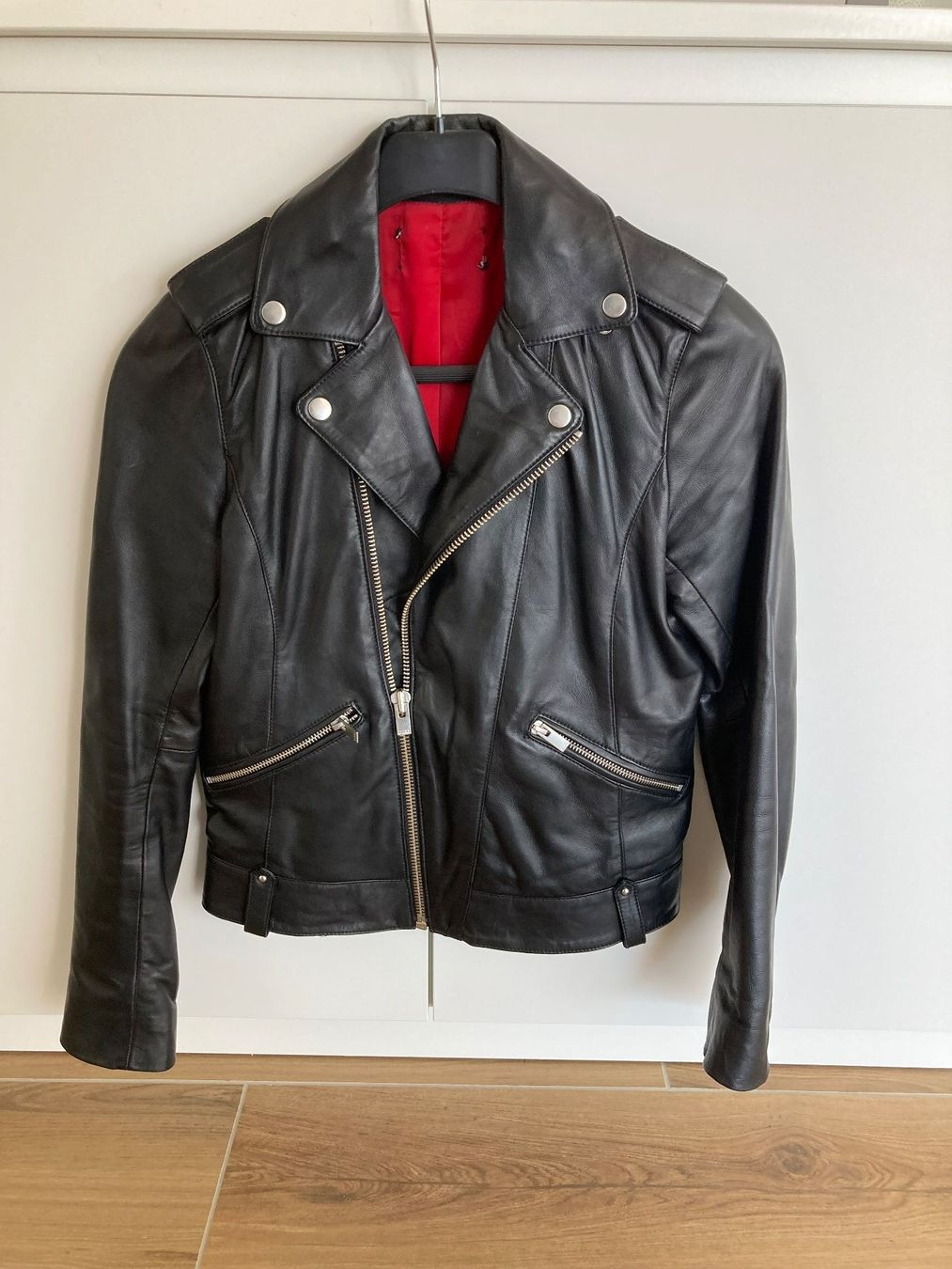 Giacche: The Kooples Lederjacke Grösse 34 schwarz – Usato da Thierachern venduto da Herci 1