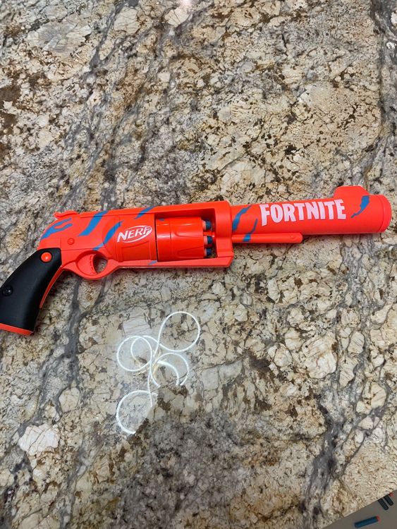 Nerf Fortnite 6-SH Blaster-Camo Pulse Wrap, Hammer Action Priming, Drum, 6 Elite Darts