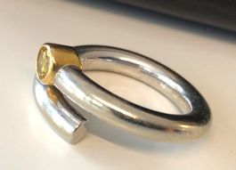 Aussergewöhnlicher Pneu Ring 750 WG mit gelben Brillant
