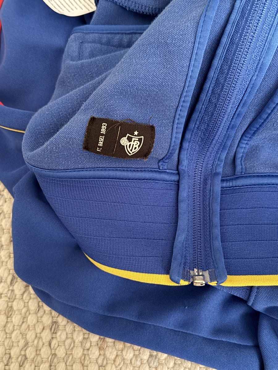 Nike Giacche: FC Basel Trainingsjacke Vintage 2011/12 – Nuovo (secondo la descrizione) da Solothurn venduto da J_93 3